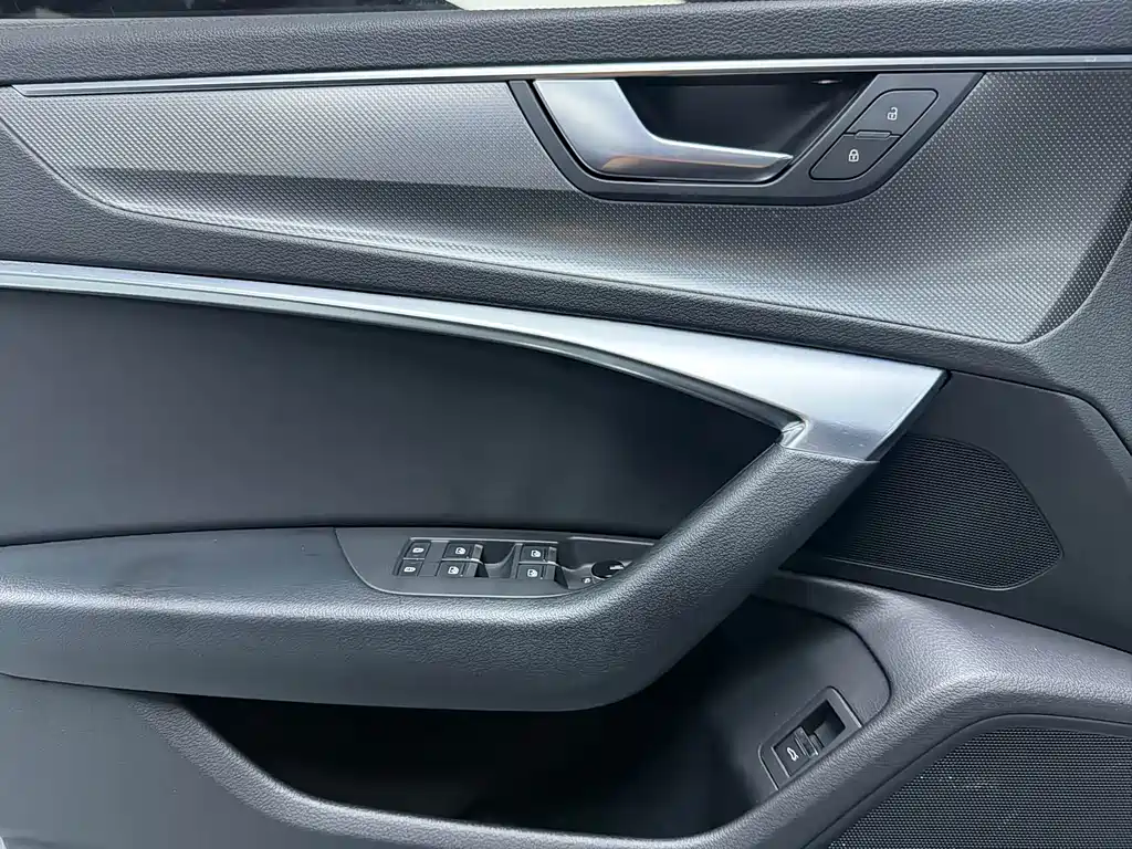 Audi A6L 2020 — фото 15