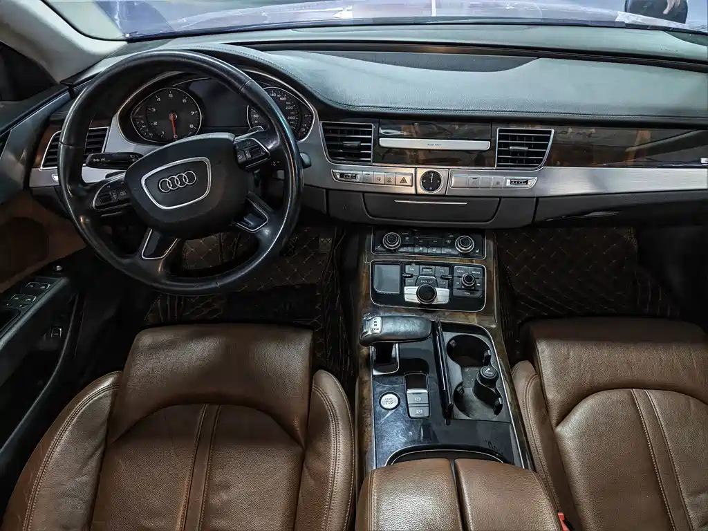 Audi A8 2016