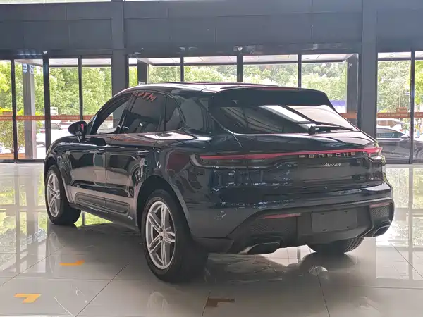 Porsche Macan 2022
