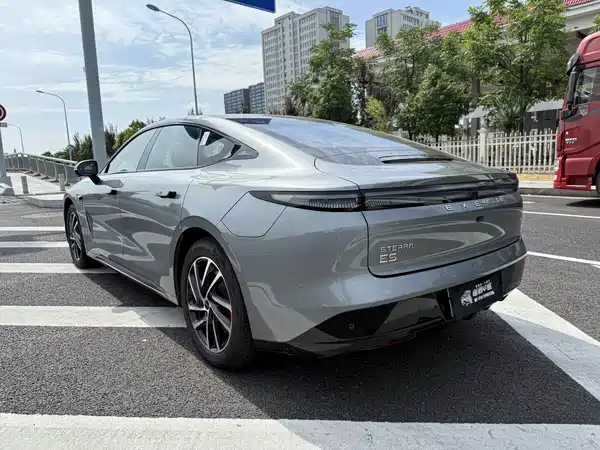 Exeed ES 2025