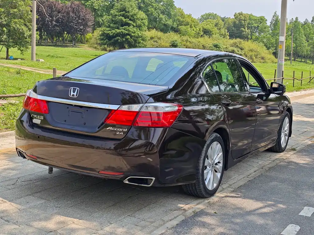 Honda Accord 2016 — фото 7