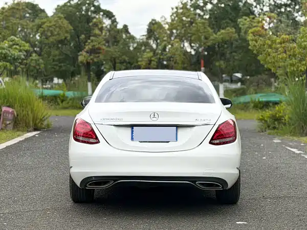 Mercedes-Benz C-Class 2015