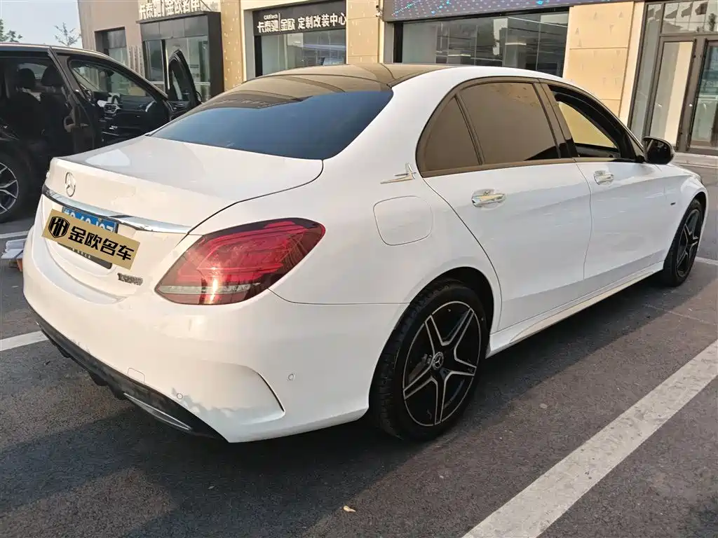 Mercedes-Benz C-Class 2021 — фото 10