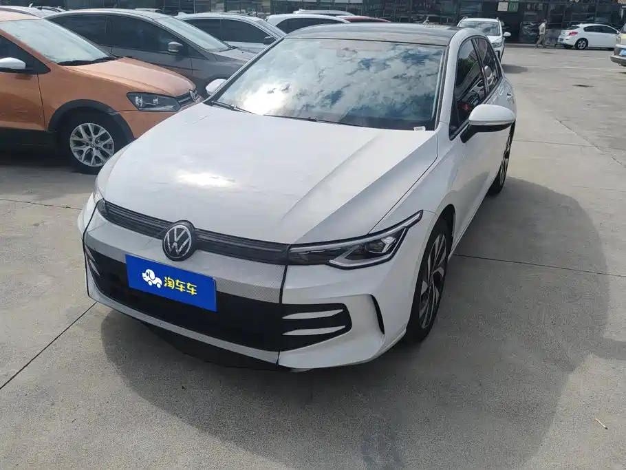 Volkswagen Golf 2026