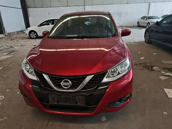Nissan Tiida 2016