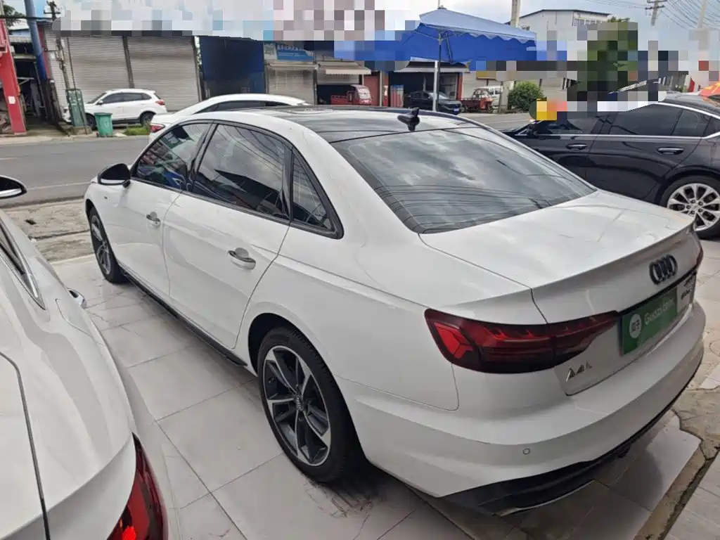 Audi A4L 2022