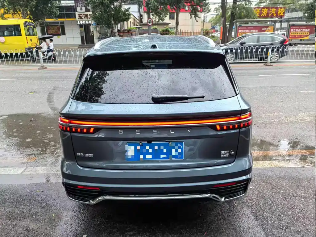 Geely Xingyue L 2025 — фото 3