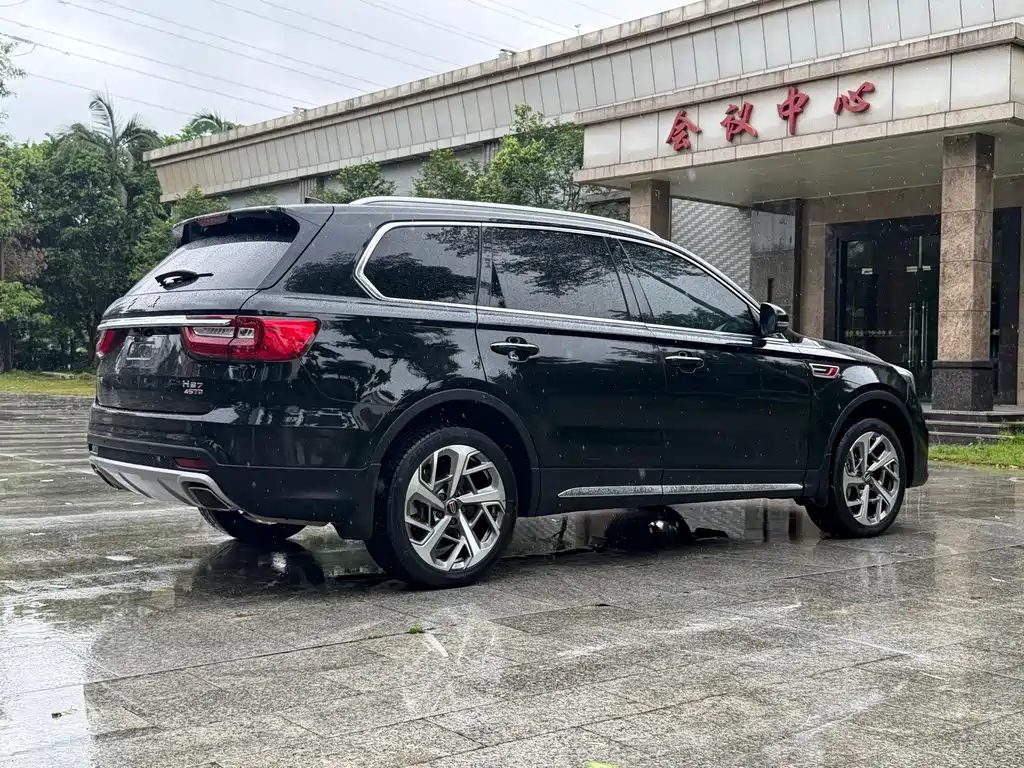 Hongqi HS7 2022 — фото 16
