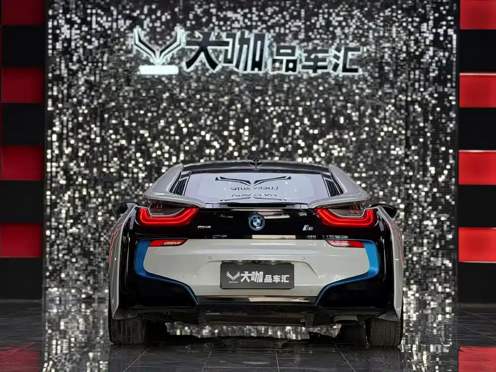 BMW i8 2015 — фото 5