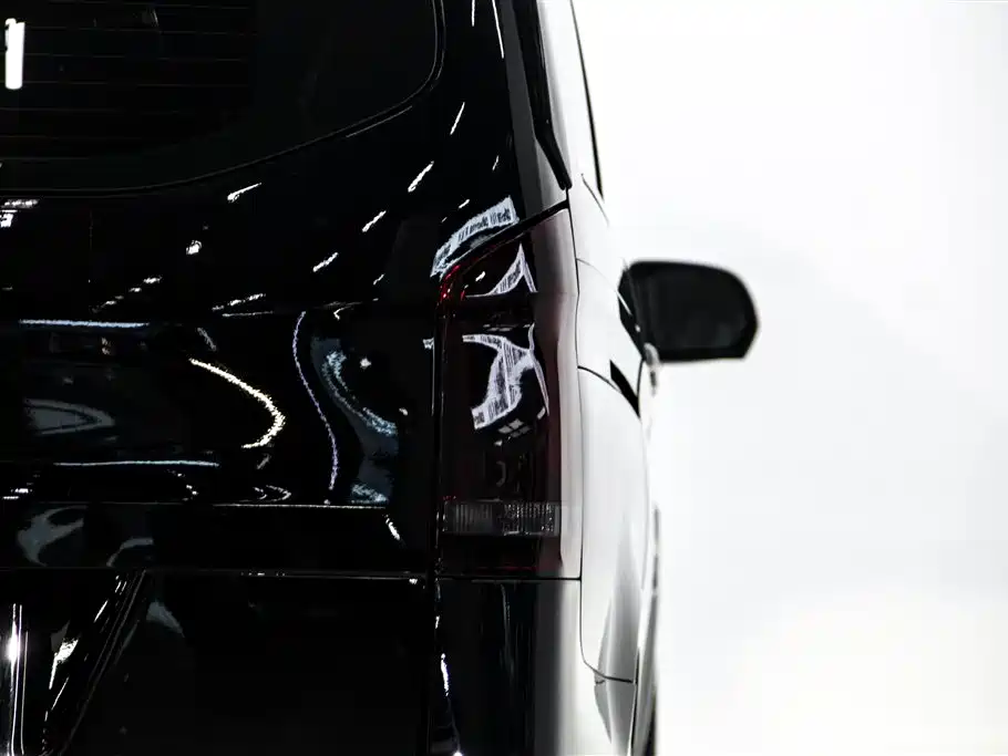 Mercedes-Benz Vito 2024 — фото 11