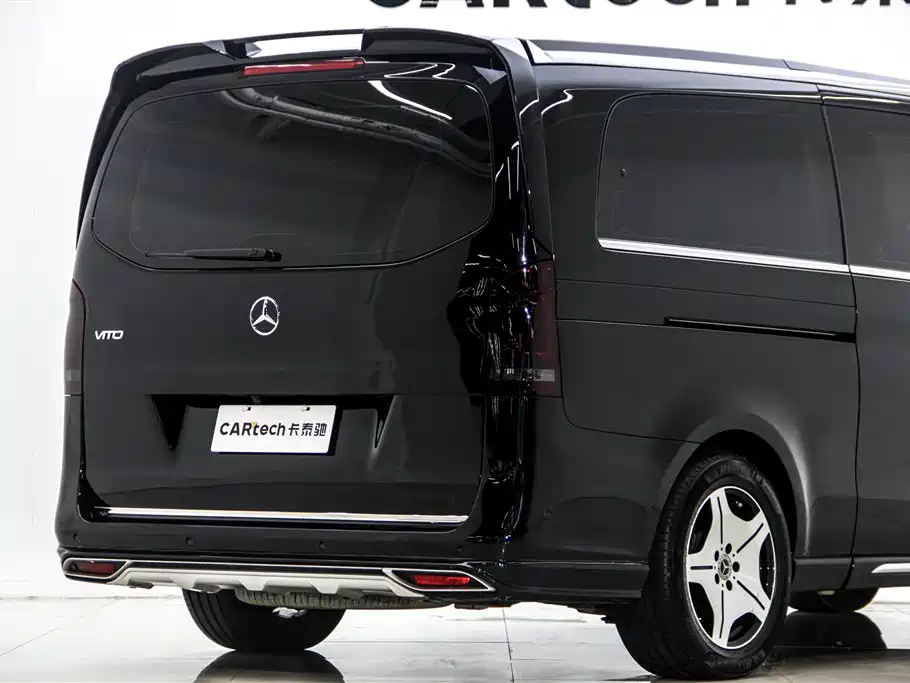 Mercedes-Benz Vito 2024 — фото 9