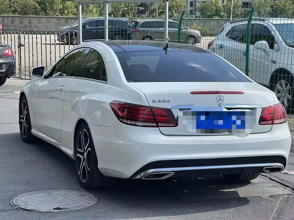 Mercedes-Benz E-Class 2016