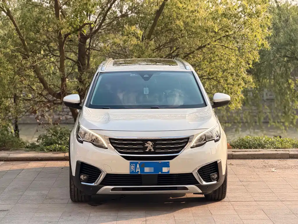 Peugeot 5008 2018 — фото 2
