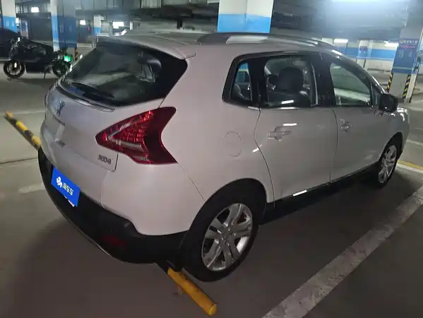 Peugeot 3008 2015