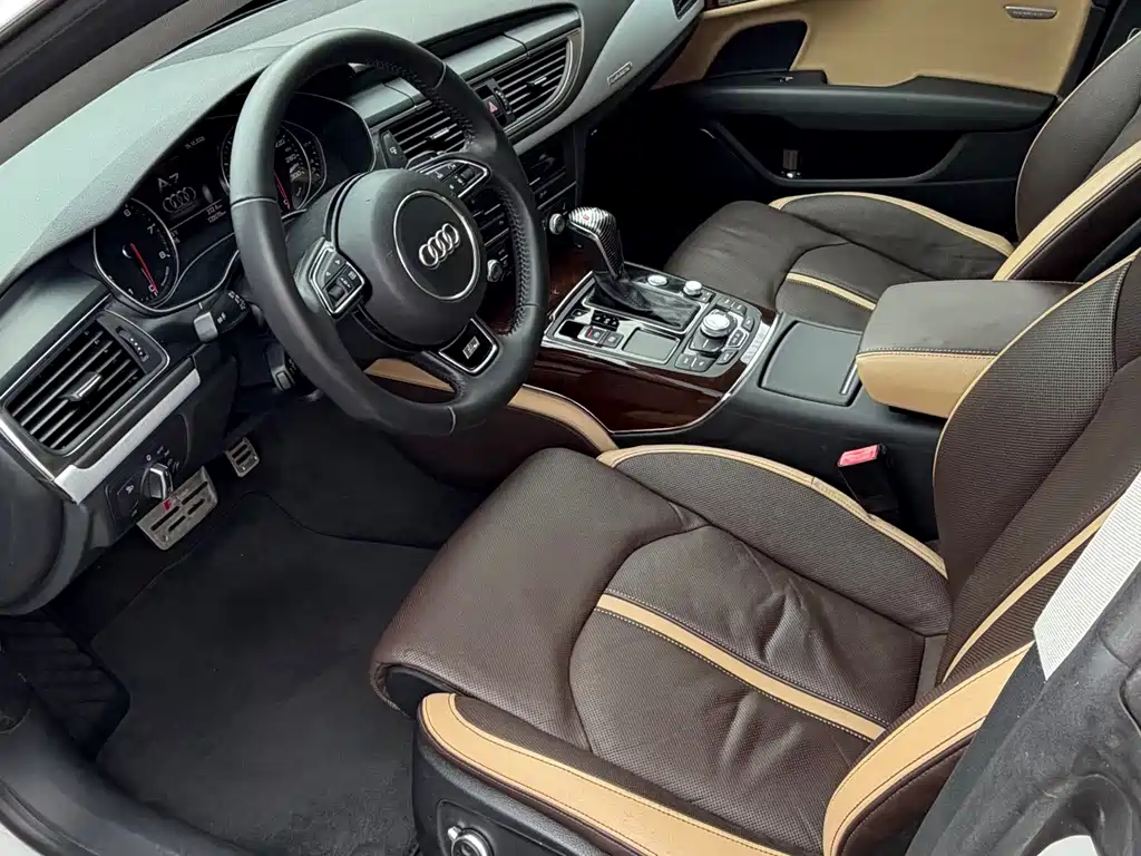 Audi A7 2014 — фото 11