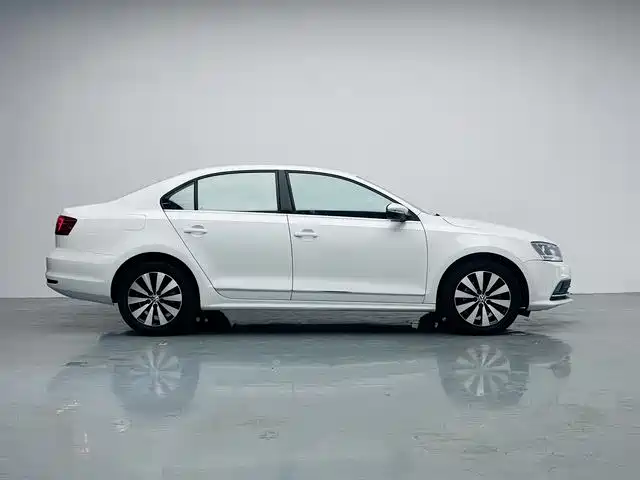 Volkswagen Sagitar 2017 — фото 13