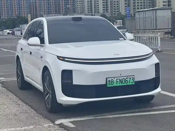 Li Auto L6 2024