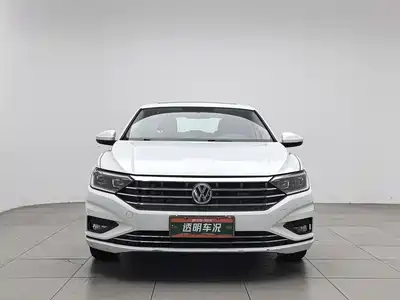 Volkswagen Sagitar 2020