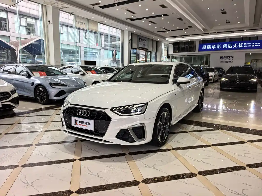 Audi A4L 2025