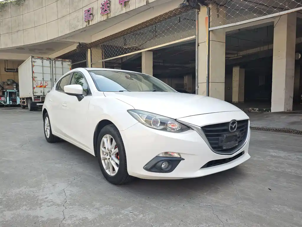 Mazda 3 Angkesela 2015