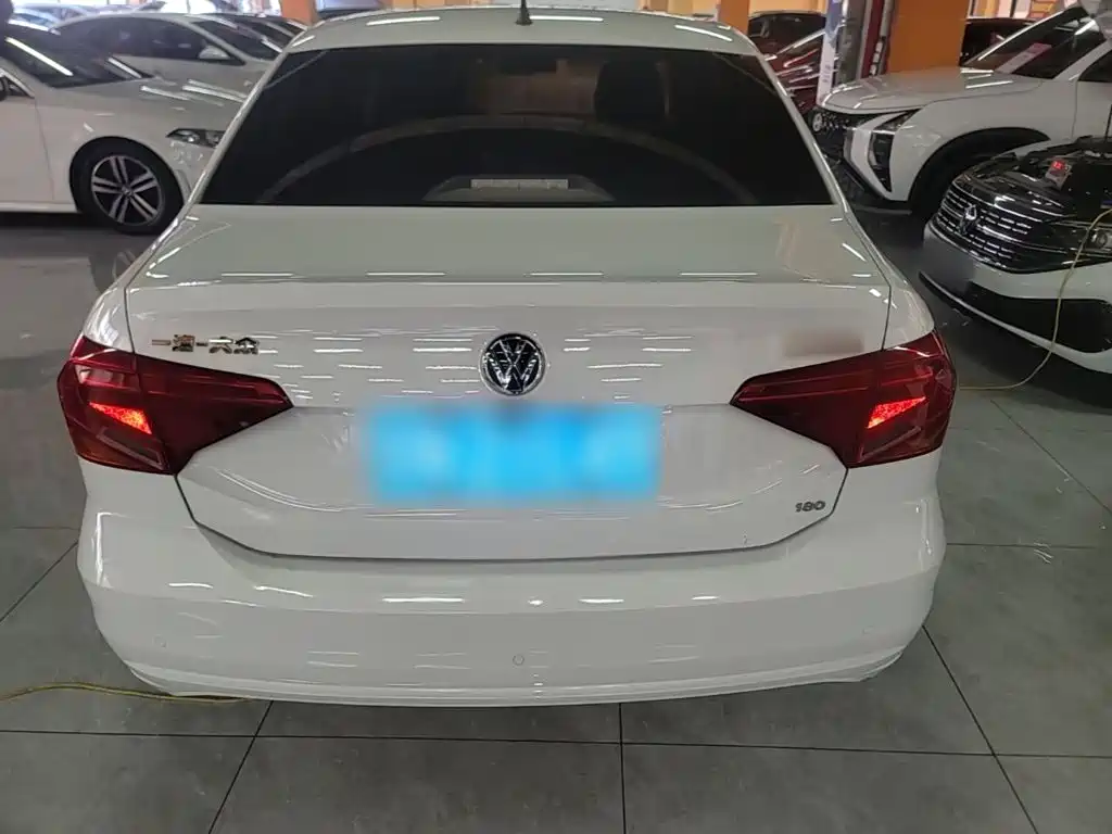 Volkswagen Jetta 2019