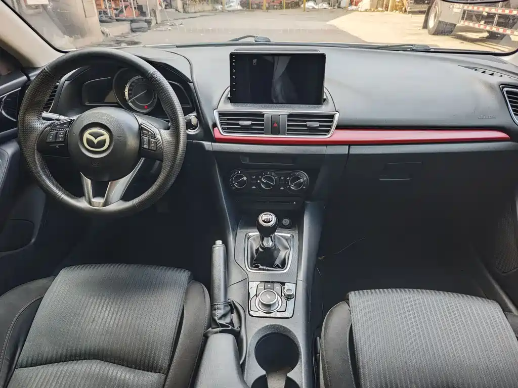 Mazda 3 Angkesela 2015 — фото 8
