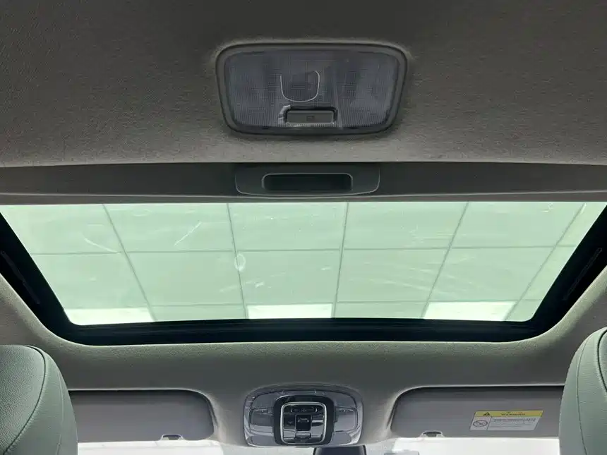 Hyundai Elantra 2022 — фото 21