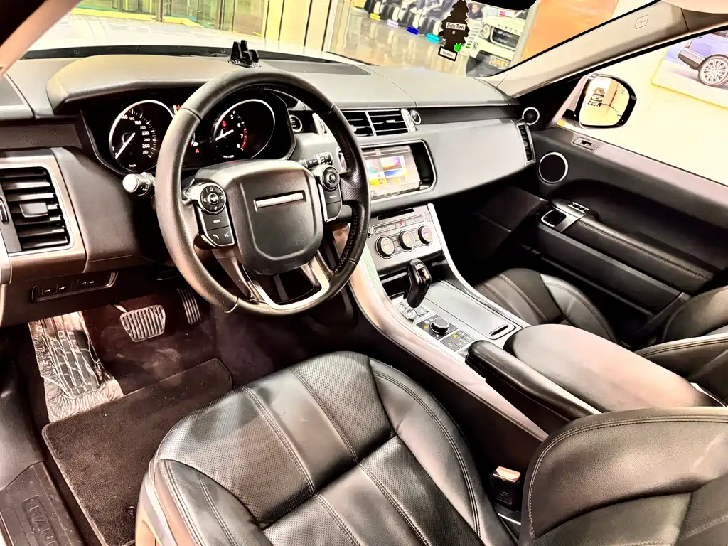 Land Rover Range Rover Sport 2017 — фото 10