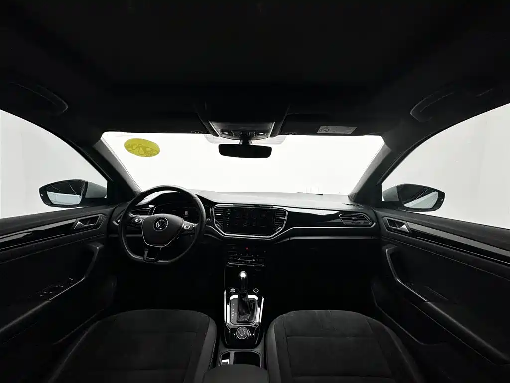 Volkswagen T-Roc 2021 — фото 17