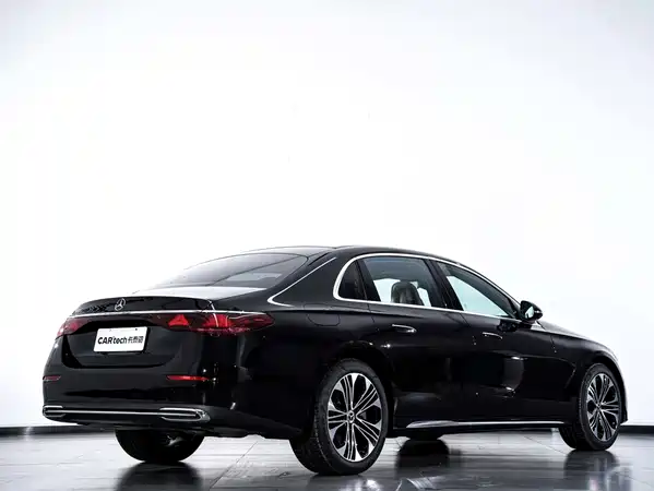 Mercedes-Benz E-Class 2025