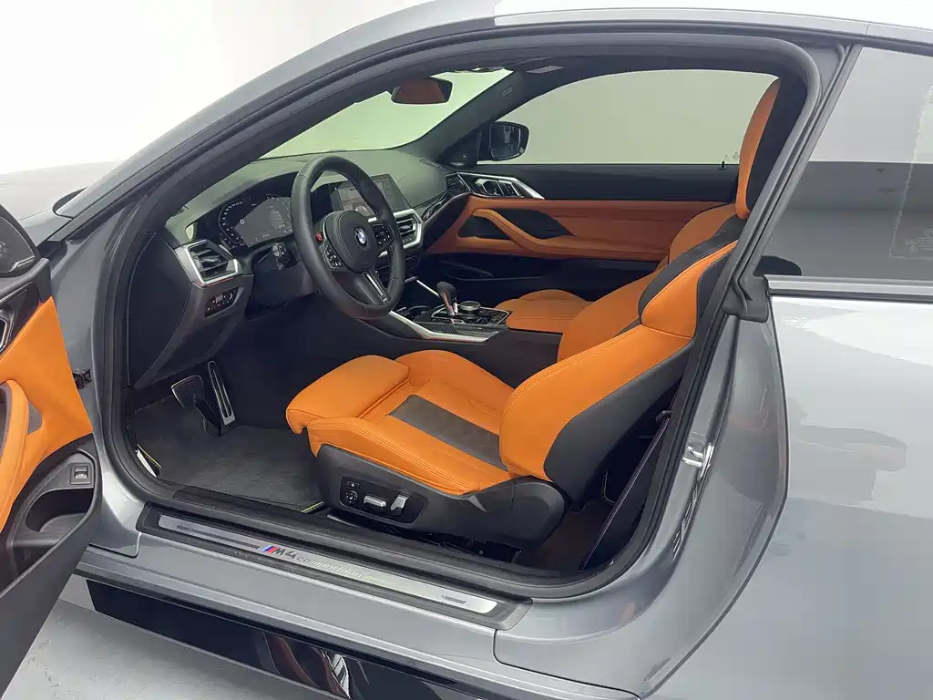BMW M4 2022 — фото 14