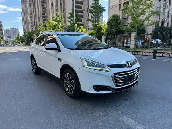Luxgen You6 SUV 2017