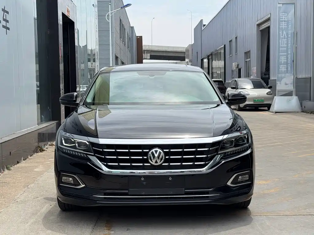 Volkswagen Passat 2019 — фото 2