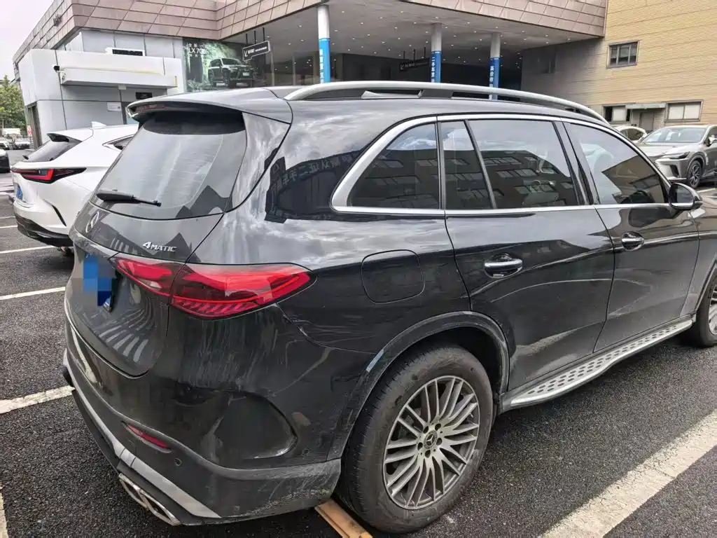 Mercedes-Benz GLC 2025