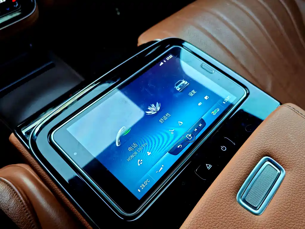 Mercedes-Benz S-Class 2022 — фото 16