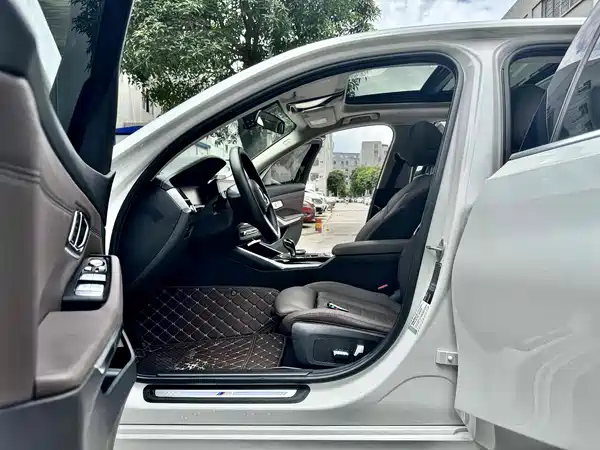 BMW 3 Series 2021
