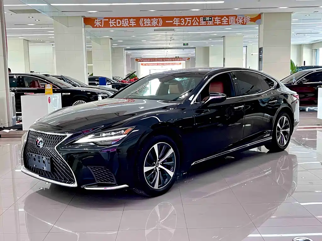 Lexus LS 2021 — фото 1