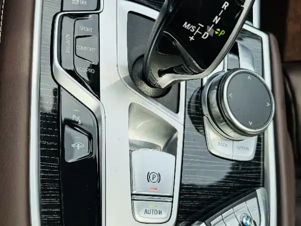 BMW 7 Series 2022 — фото 14
