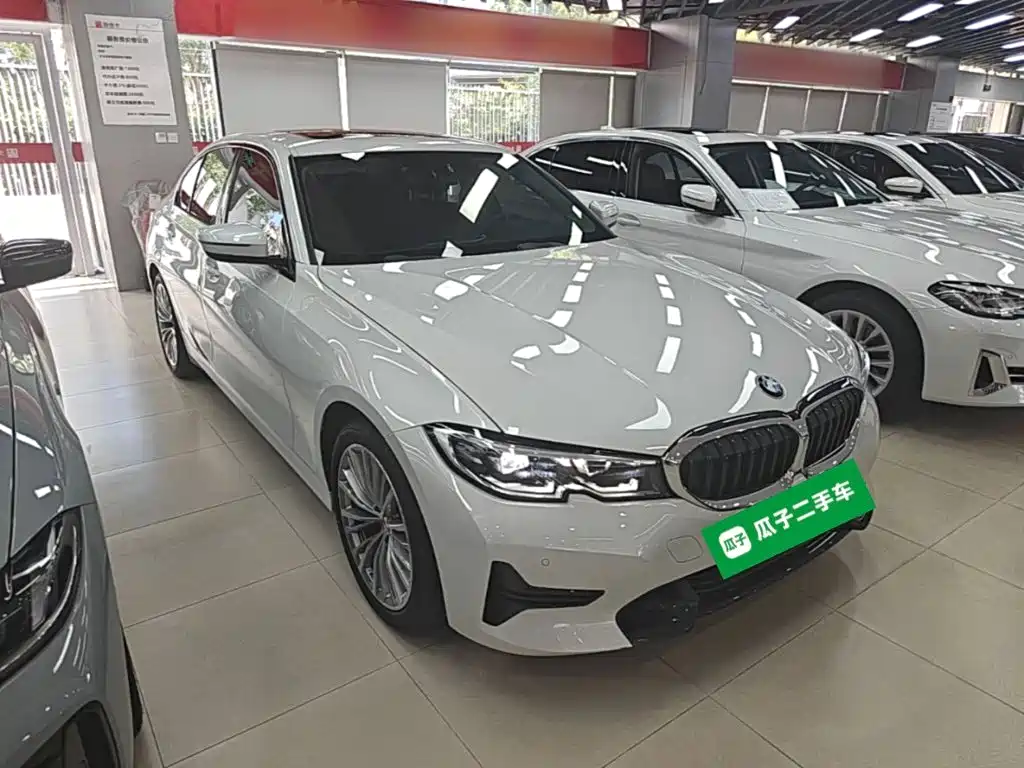BMW 3 Series 2021