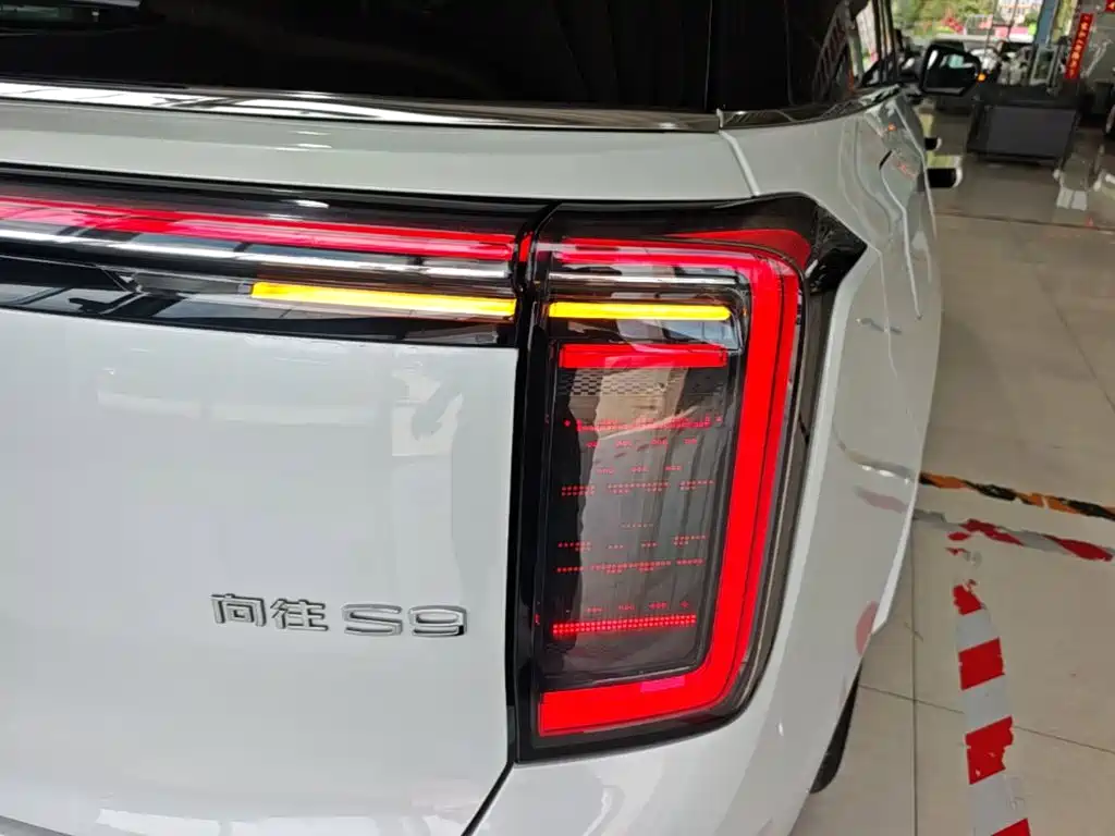 GAC Trumpchi S9 2025 — фото 8