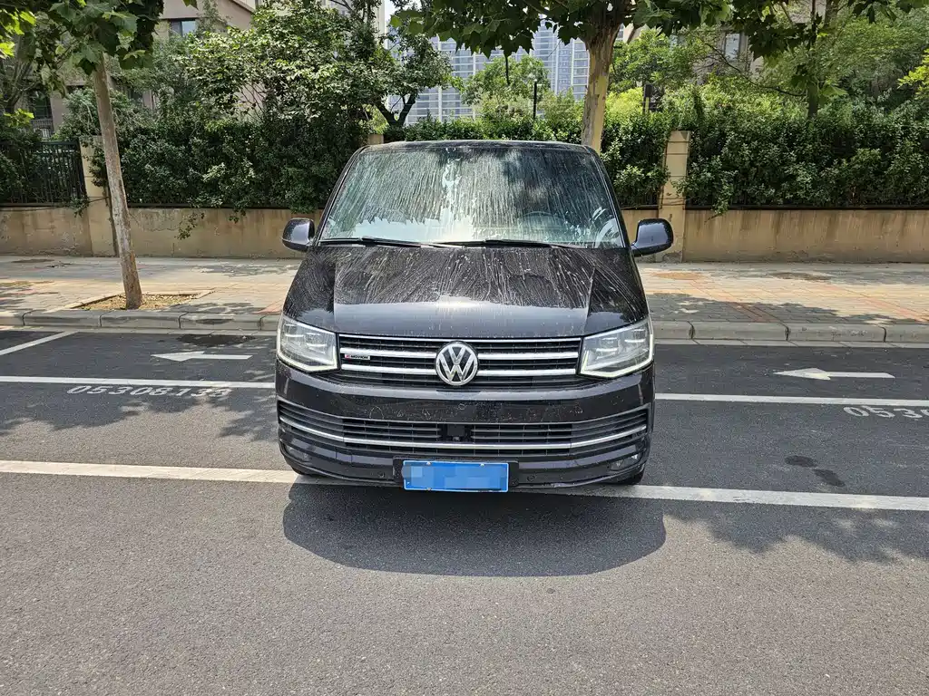 Volkswagen Multivan 2018 — фото 2