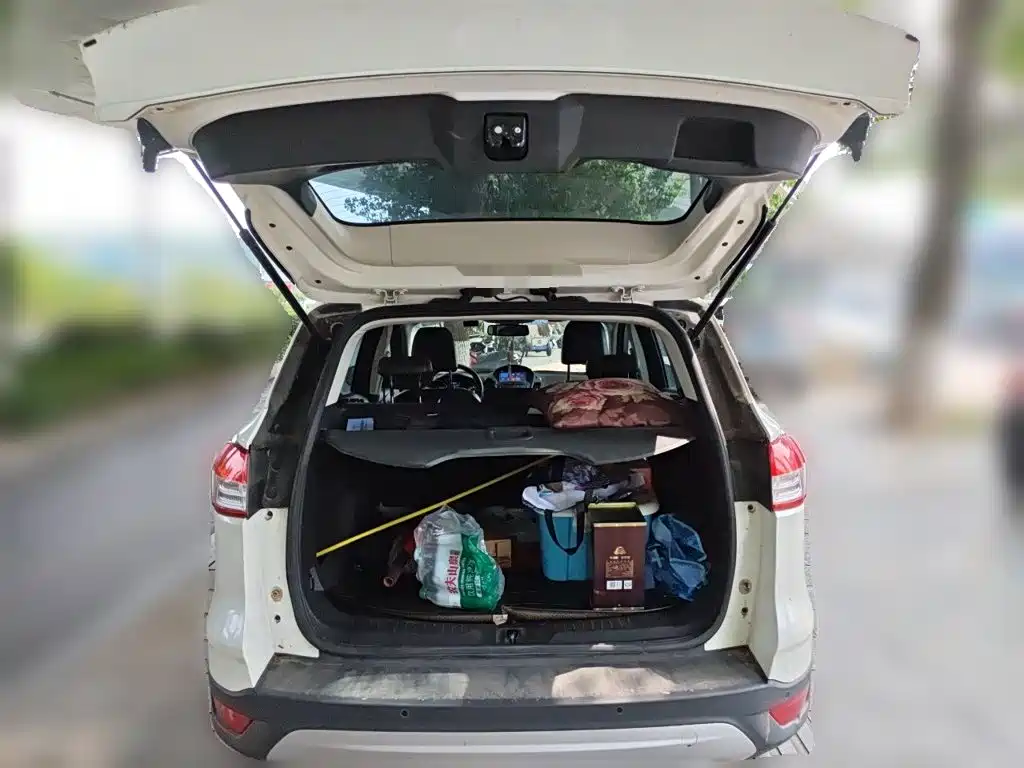 Ford Kuga 2014 — фото 20