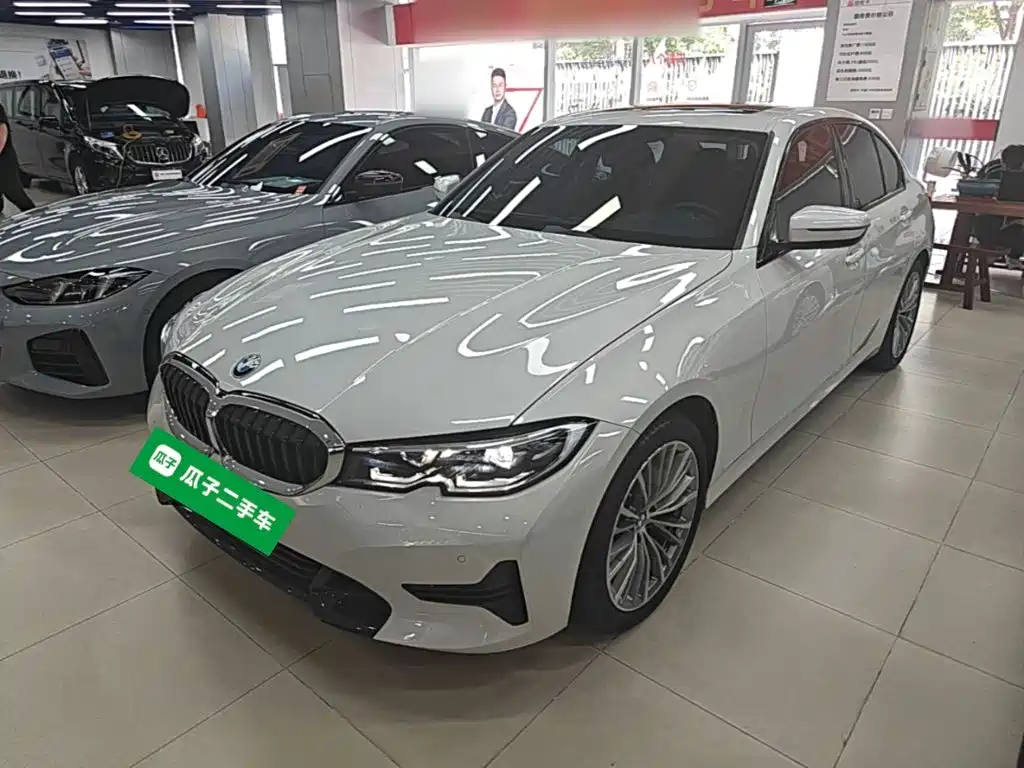 BMW 3 Series 2021