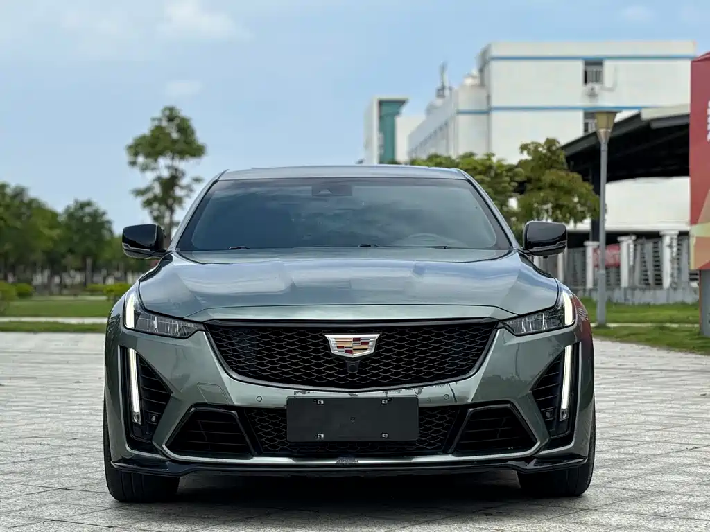 Cadillac CT5 2023 — фото 2