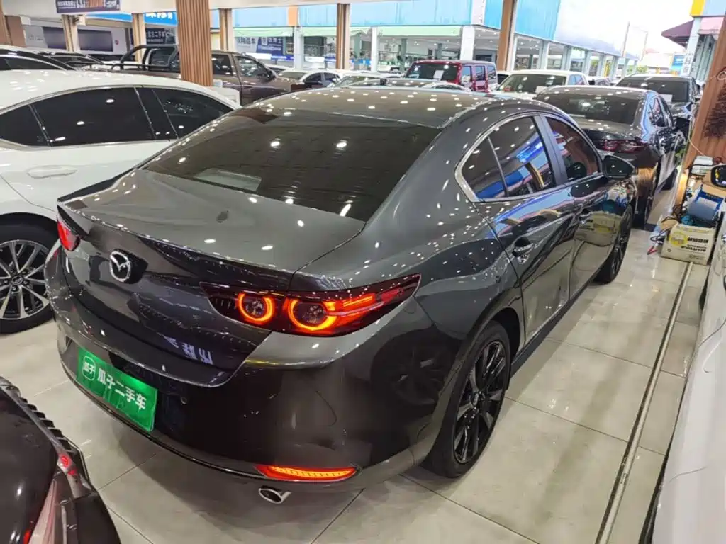 Mazda 3 Axela 2026