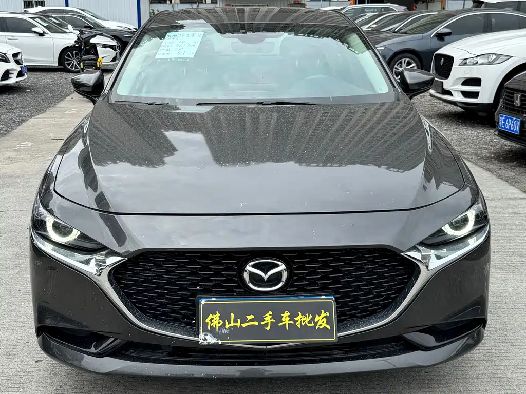 Mazda 3 Axela 2020 — фото 2