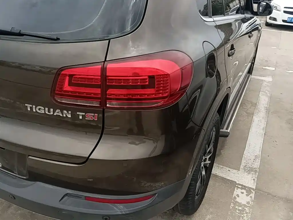 Volkswagen Tiguan 2015 — фото 8