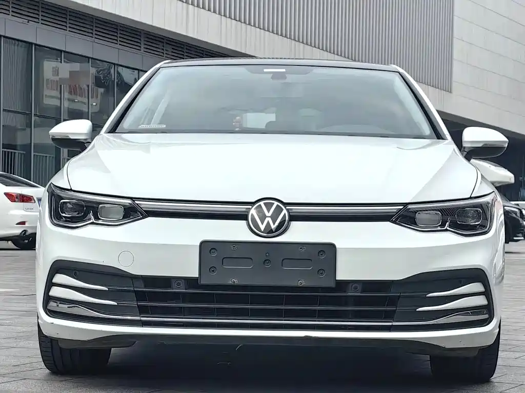 Volkswagen Golf 2021
