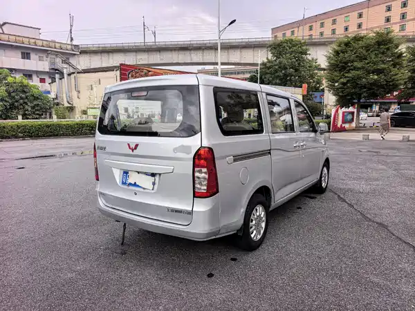 Wuling Rongguang V 2019