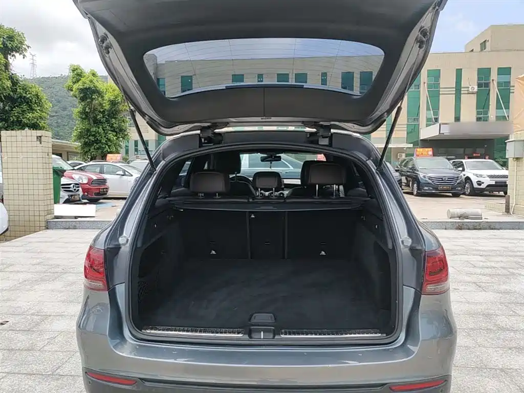 Mercedes-Benz GLC 2021 — фото 19